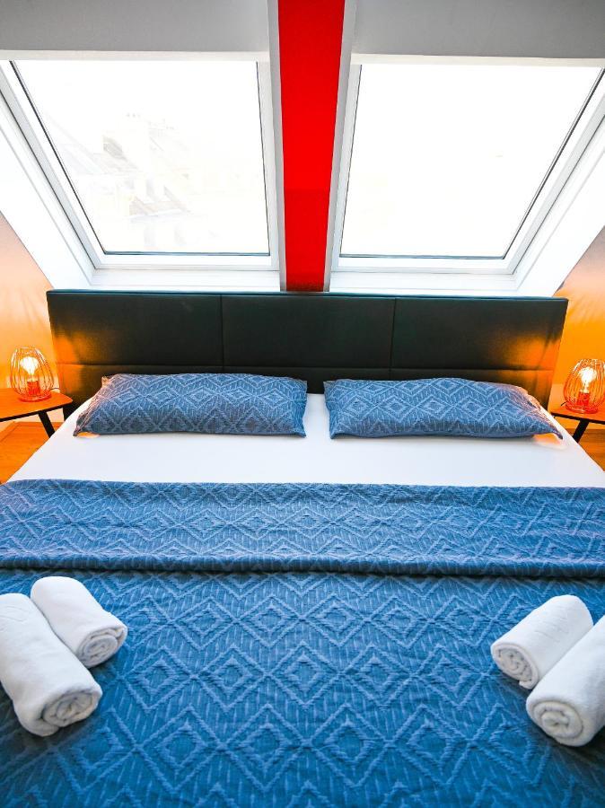 Modern Suite Naschmarkt Viena Exterior foto